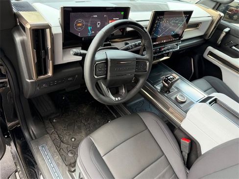 New 2025 GMC Hummer EV 2X w/ LPO, Dark Essentials Package image 13