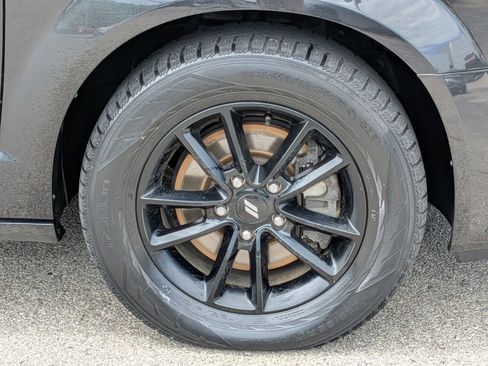 Used 2019 Dodge Grand Caravan SE FWD image 9