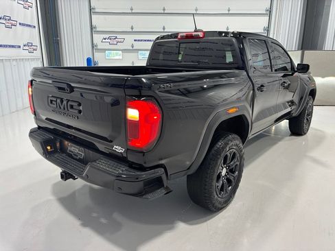 Used 2024 GMC Canyon Elevation w/ Elevation Premium Package AWD/4WD image 7