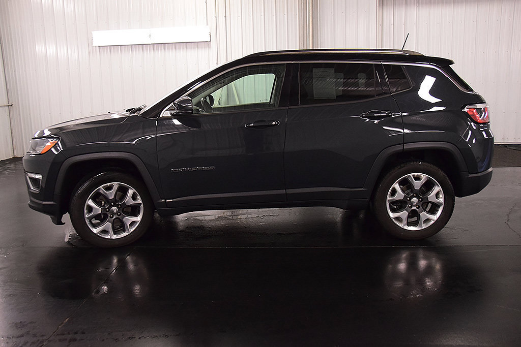 Used 2018 Jeep Compass Limited w/ Navigation Group AWD/4WD image 4