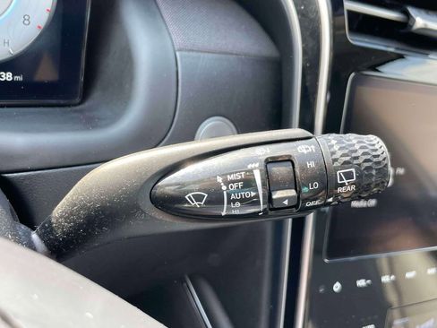 Used 2023 Hyundai Tucson Limited image 25