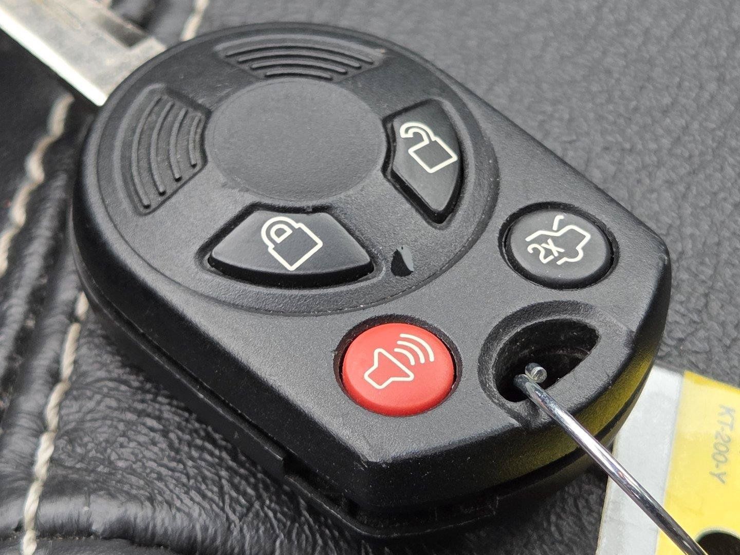 Used 2012 Ford Fusion SEL FWD image 28