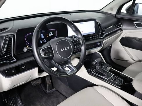 Used 2023 Kia Sportage EX FWD image 25