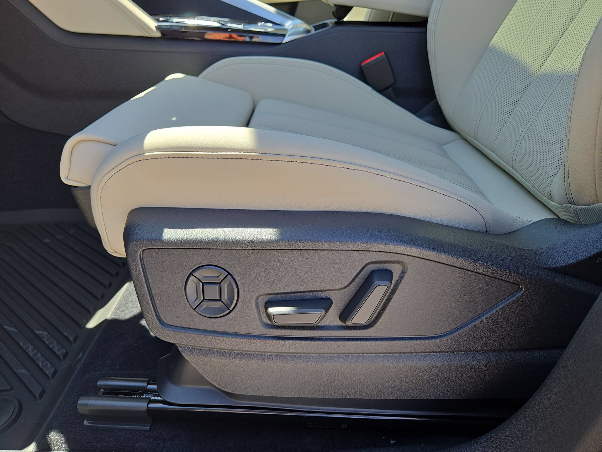 New 2026 Audi Q5 Premium Plus AWD/4WD image 17