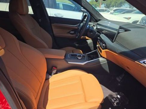 Used 2025 BMW i4 eDrive40 w/ Driving Assistance Package RWD image 8