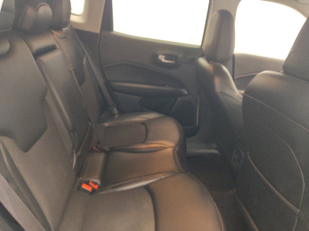 Used 2021 Jeep Compass Latitude w/ Sun and Sound Group FWD image 19