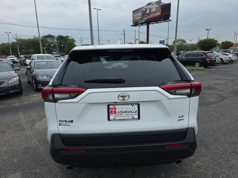 Certified 2024 Toyota RAV4 LE image 5