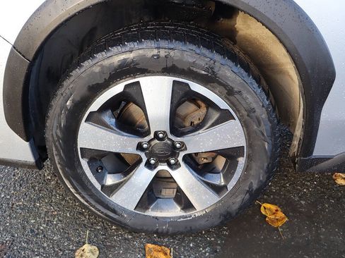 Used 2014 Subaru Crosstrek Touring image 28