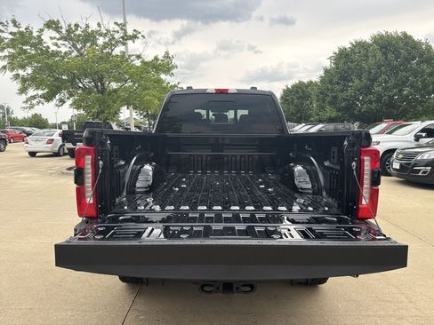 Used 2024 Ford F250 Lariat w/ Tremor Off-Road Package image 6