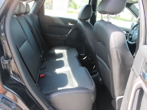 Used 2011 Ford Focus SEL w/ 301A Rapid Spec Order Code FWD image 28