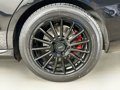 Used 2017 Mercedes-Benz C 300 Sedan image 7