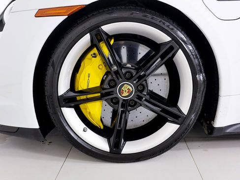 Certified 2021 Porsche Taycan Turbo S image 33