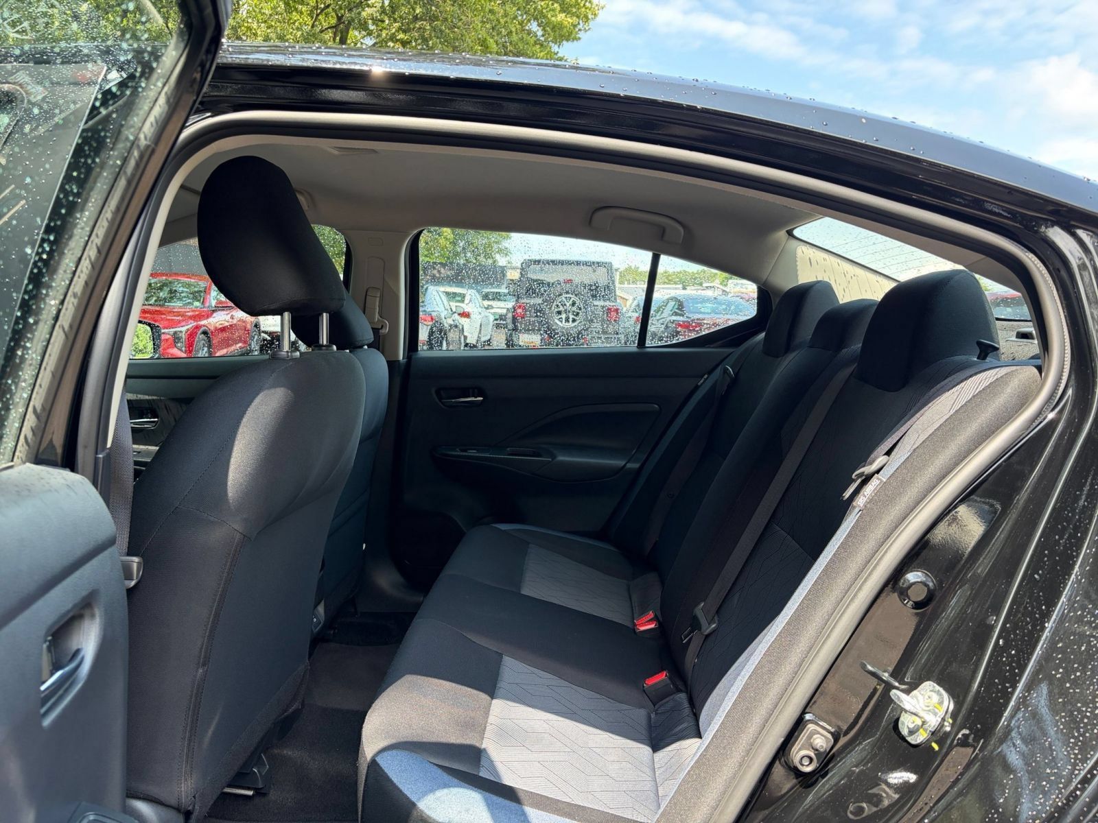 Used 2025 Nissan Versa SV FWD image 22