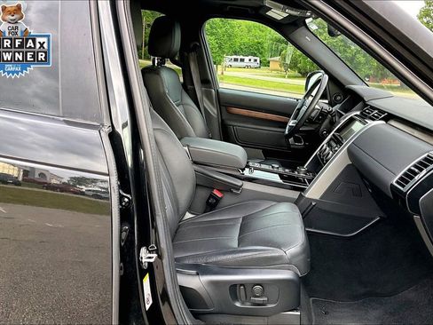 Used 2018 Land Rover Discovery HSE AWD/4WD image 7