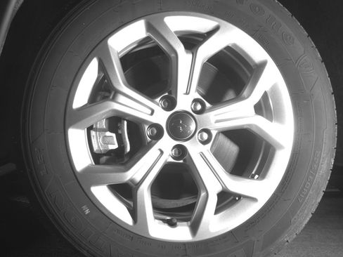 Used 2025 Jeep Compass Latitude image 12