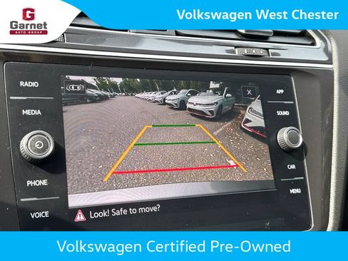 Certified 2023 Volkswagen Tiguan SE FWD image 23