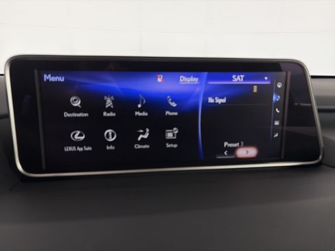 Used 2019 Lexus RX 350 AWD w/ Navigation Package image 18