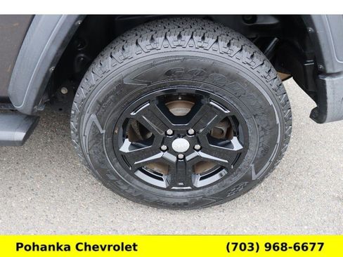 Used 2018 Jeep Wrangler Sport image 28