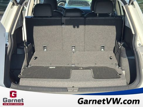 Used 2024 Volkswagen Tiguan SE image 22