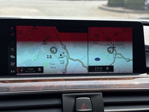 Used 2018 BMW 330i xDrive Sedan w/ Convenience Package AWD/4WD image 14