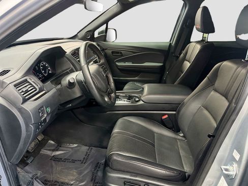 Used 2025 Honda Ridgeline TrailSport image 21