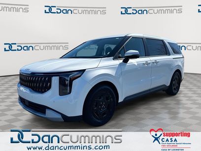 Used 2025 Kia Carnival