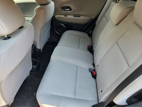 Used 2017 Honda HR-V EX image 12