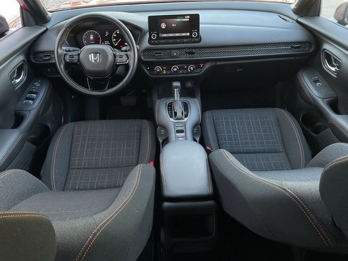 Used 2025 Honda HR-V Sport image 20