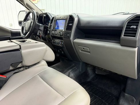 Used 2022 Ford F250 XL w/ Power Equipment Group AWD/4WD image 14