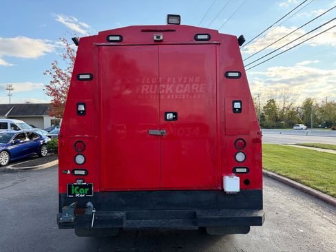 Used 2017 Ford F350 XL w/ Power Equipment Group image 10