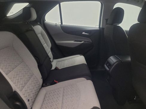 Used 2022 Chevrolet Equinox LS w/ LPO, Floor Liner Package image 19