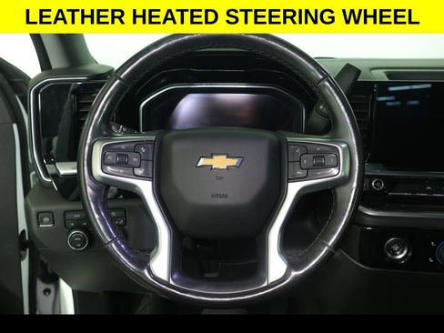 Used 2022 Chevrolet Silverado 1500 LT AWD/4WD image 6