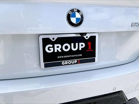 Used 2025 BMW 230i Coupe w/ M Sport Package RWD image 9