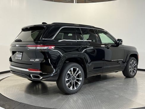 New 2025 Jeep Grand Cherokee Overland w/ Adv Protech Group III image 3