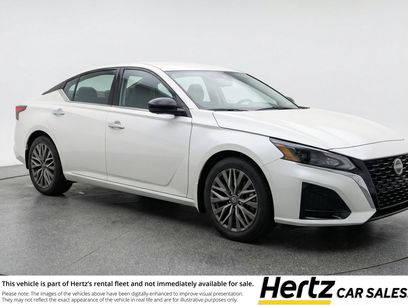 Used 2025 Nissan Altima 2.5 SV