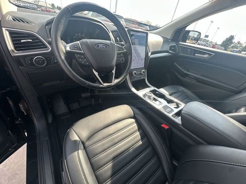 Used 2023 Ford Edge SEL w/ Convenience Package image 10