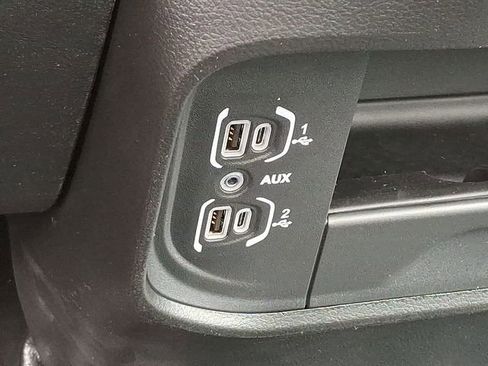New 2026 RAM 2500 Tradesman AWD/4WD image 17