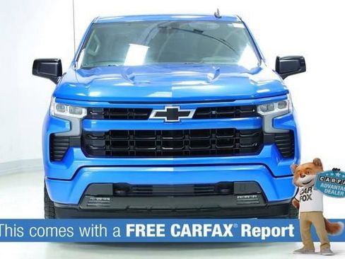 Used 2023 Chevrolet Silverado 1500 RST AWD/4WD image 2