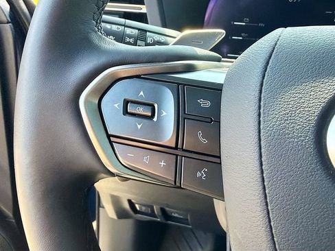 Used 2025 Lexus GX 550 w/ Accessory Package (2T) image 36