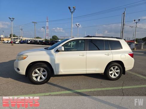 Used 2010 Toyota Highlander 4WD image 3