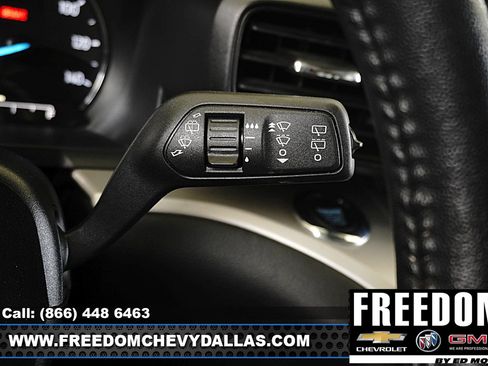 Used 2023 Ford Explorer XLT AWD/4WD image 28