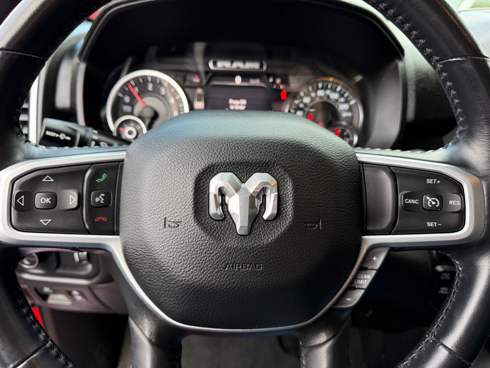Used 2023 RAM 1500 Big Horn AWD/4WD image 37