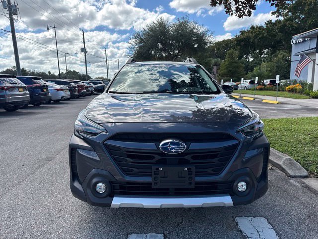 Used 2023 Subaru Outback Limited AWD/4WD image 3