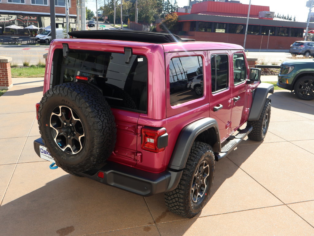 Used 2021 Jeep Wrangler Unlimited Rubicon 4xe w/ Cold Weather Group AWD/4WD image 5