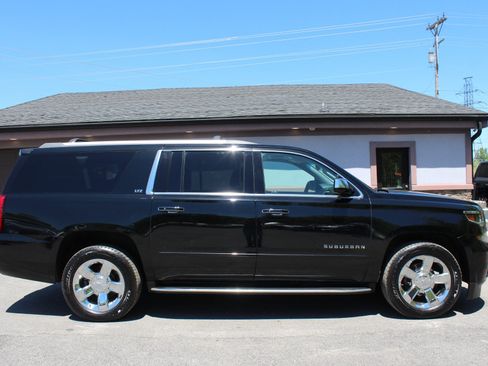 Used 2016 Chevrolet Suburban LTZ w/ Max Trailering Package AWD/4WD image 3
