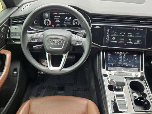 Used 2021 Audi Q7 3.0T Premium Plus image 25