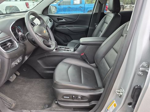 Used 2018 Chevrolet Equinox Premier FWD image 17