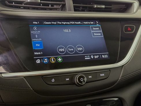 Used 2022 Buick Encore GX Preferred w/ Cold Weather Comfort Package FWD image 17