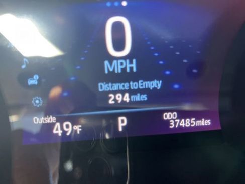 Used 2021 Toyota Camry XSE w/ Navigation Package image 11