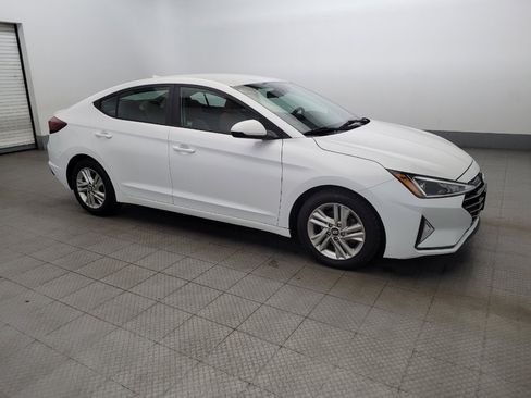 Used 2019 Hyundai Elantra SEL image 11